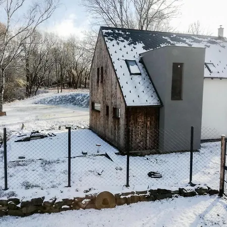 Holiday Podlea¡anska½ Mla½n Holiday home *