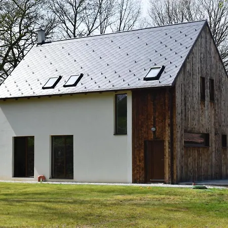 Holiday Podlea¡anska½ Mla½n Holiday home
