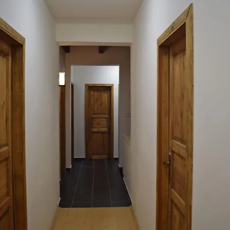 Holiday home Holiday Podlea¡anska½ Mla½n