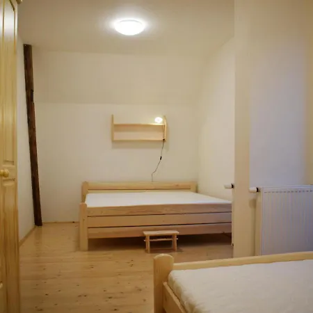 Holiday Podlea¡anska½ Mla½n Holiday home Tynec nad Sazavou