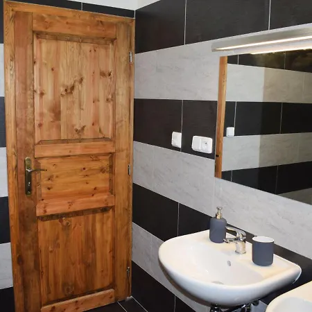 Holiday Podlea¡anska½ Mla½n Holiday home Tynec nad Sazavou