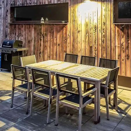Holiday Podlea¡anska½ Mla½n Holiday home Tynec nad Sazavou