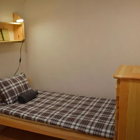 Holiday home Holiday Podlea¡anska½ Mla½n *