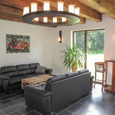 Holiday Podlea¡anska½ Mla½n Holiday home Tynec nad Sazavou