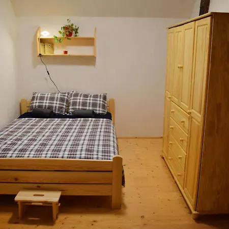 Holiday home Holiday Podlea¡anska½ Mla½n Tynec nad Sazavou
